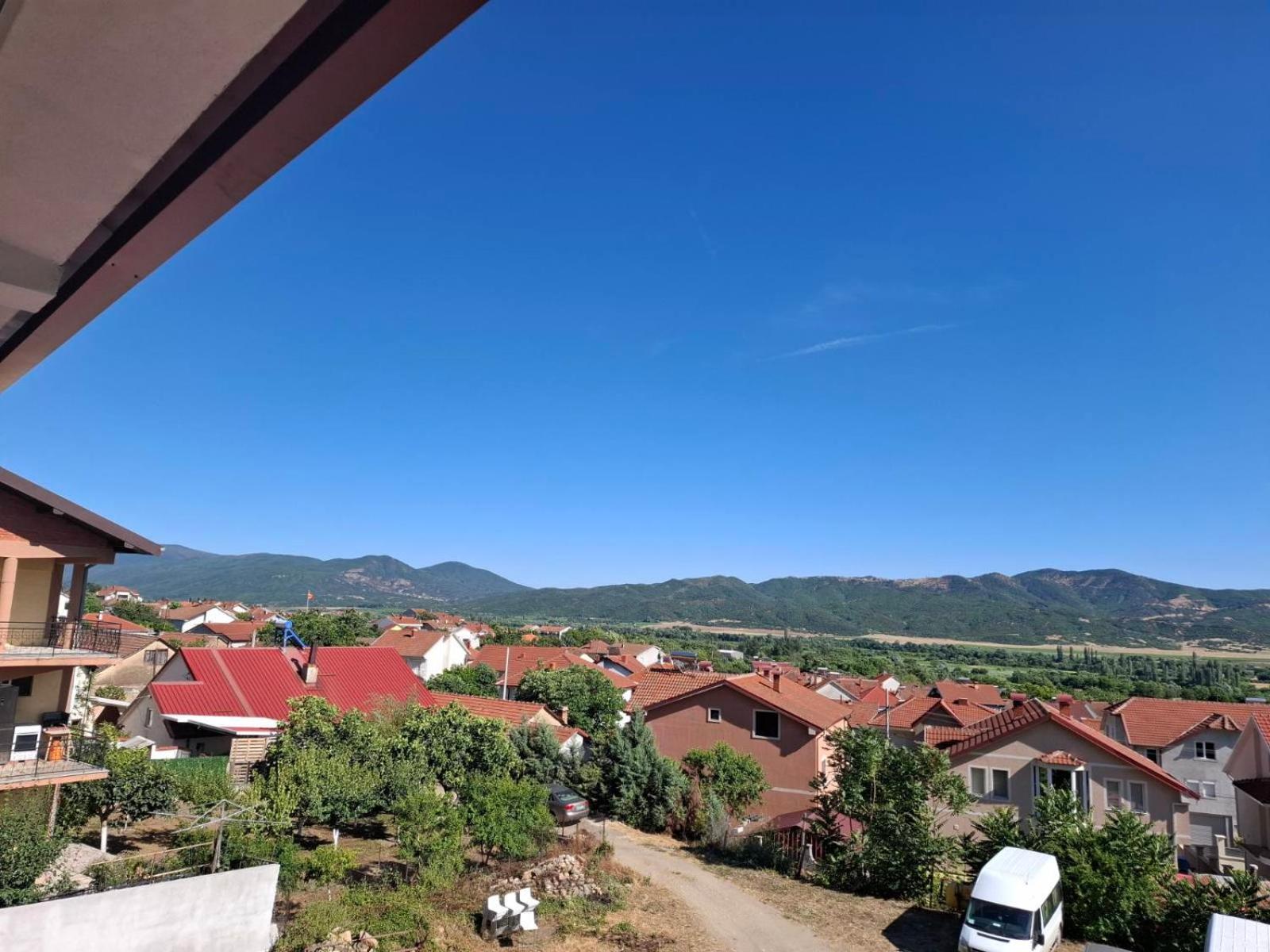 Chorev Apartments Valandovo Bagian luar foto