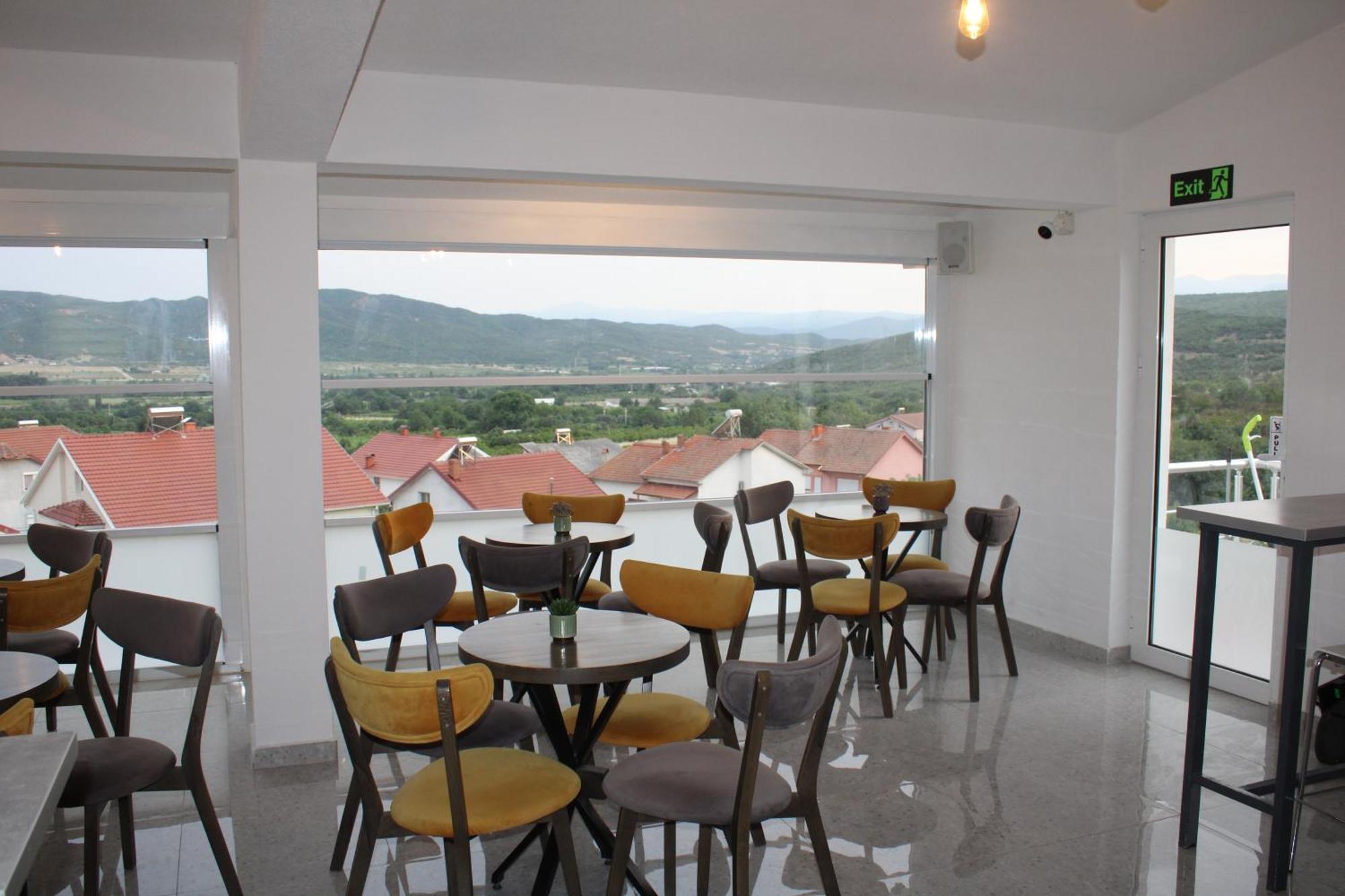 Chorev Apartments Valandovo Bagian luar foto